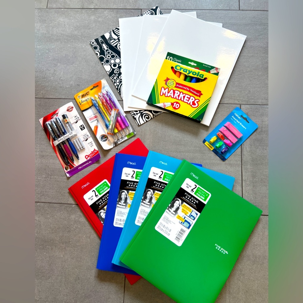 Back to School Supplies!! New folders, markers, mechanical pencils & more! 🏫 yay